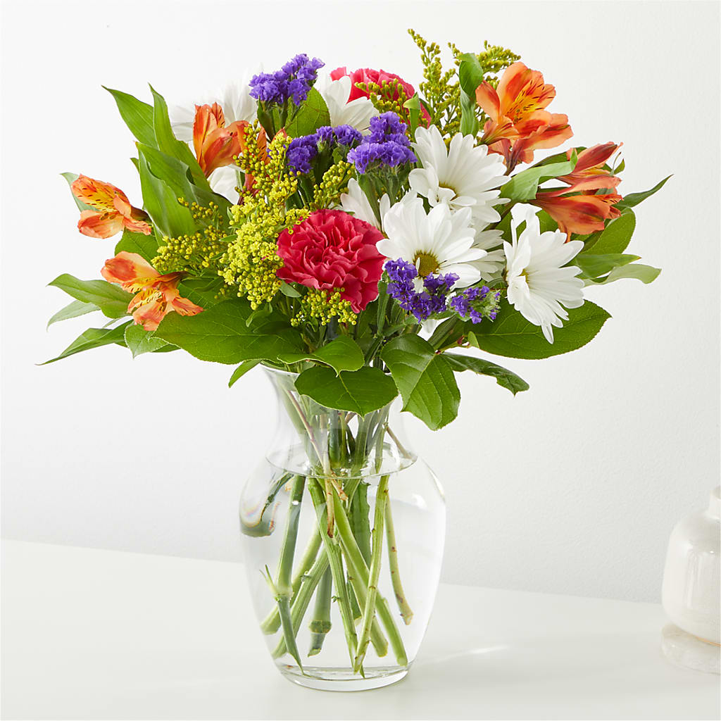 Oopsie Daisy Bouquet – Blossom Shop, Traverse City MI