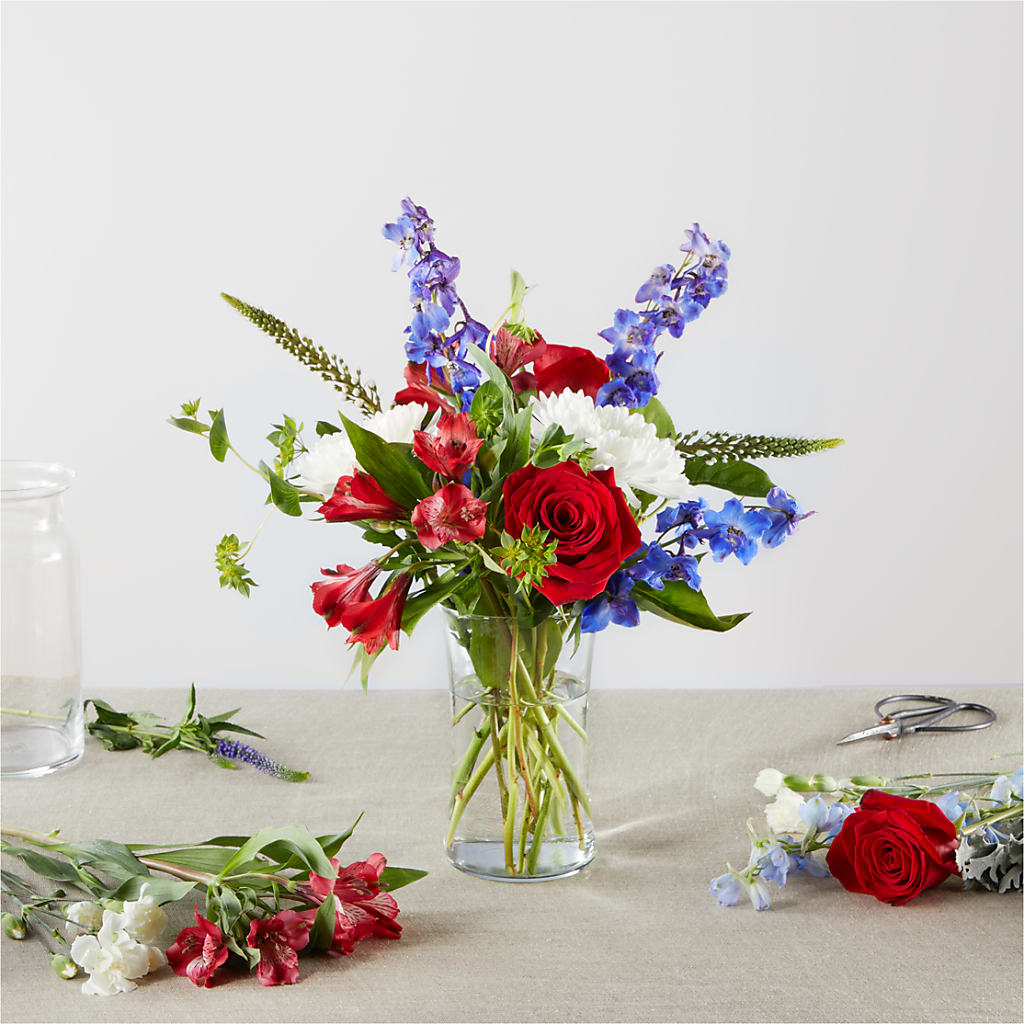 Star Spangled - A Florist Original – Blossom Shop, Traverse City MI