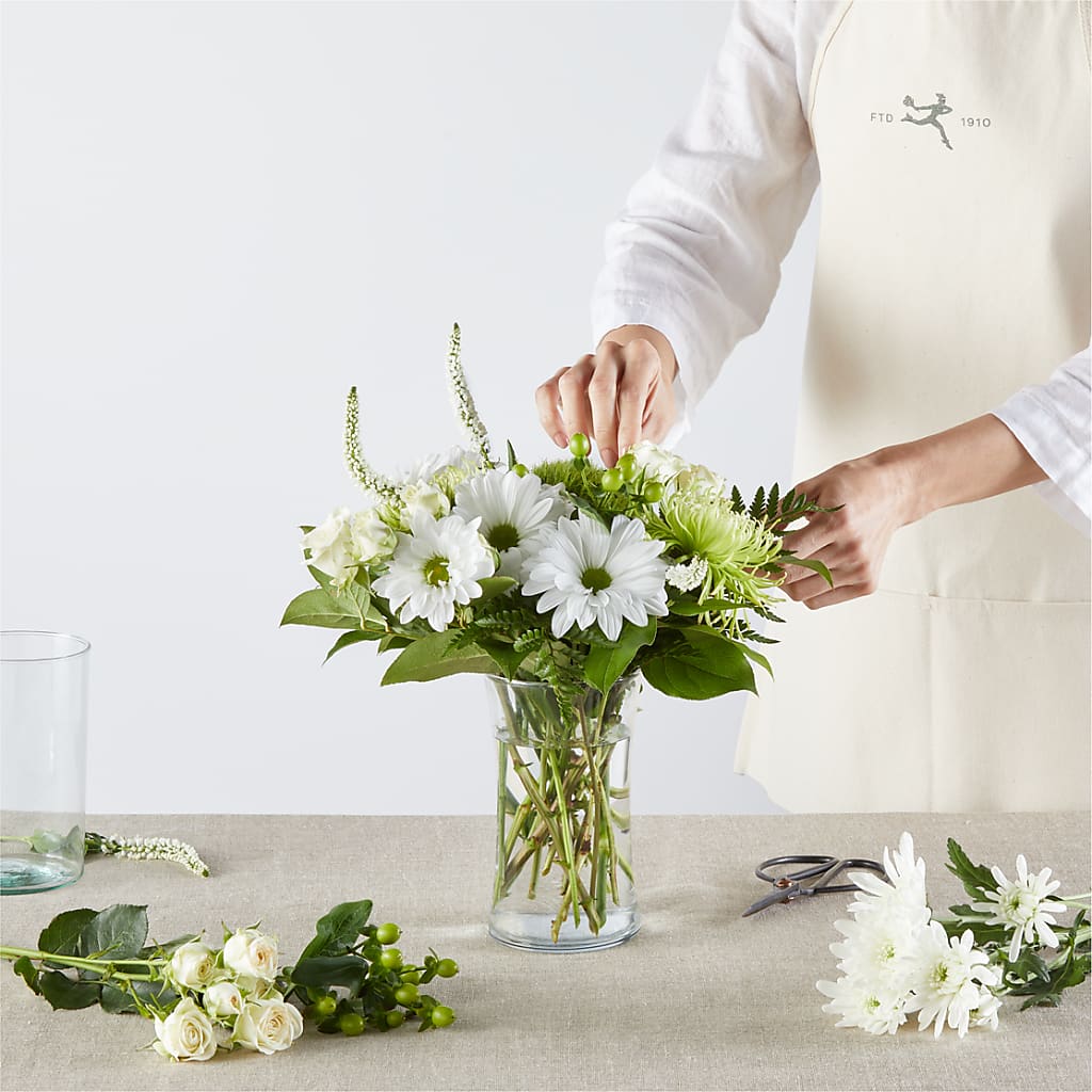 Irish Garden - A Florist Original – Blossom Shop, Traverse City MI