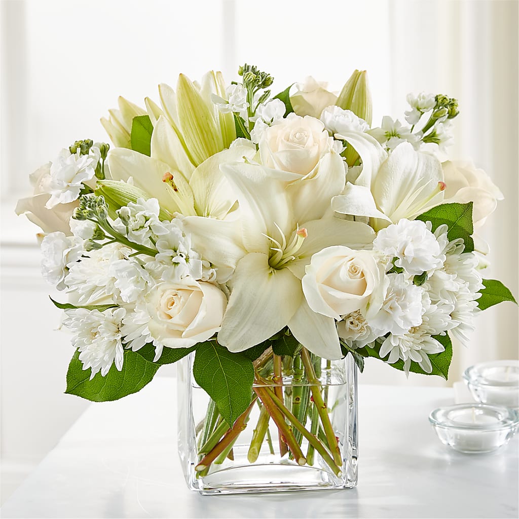 Gentle Breeze Bouquet – Blossom Shop, Traverse City MI