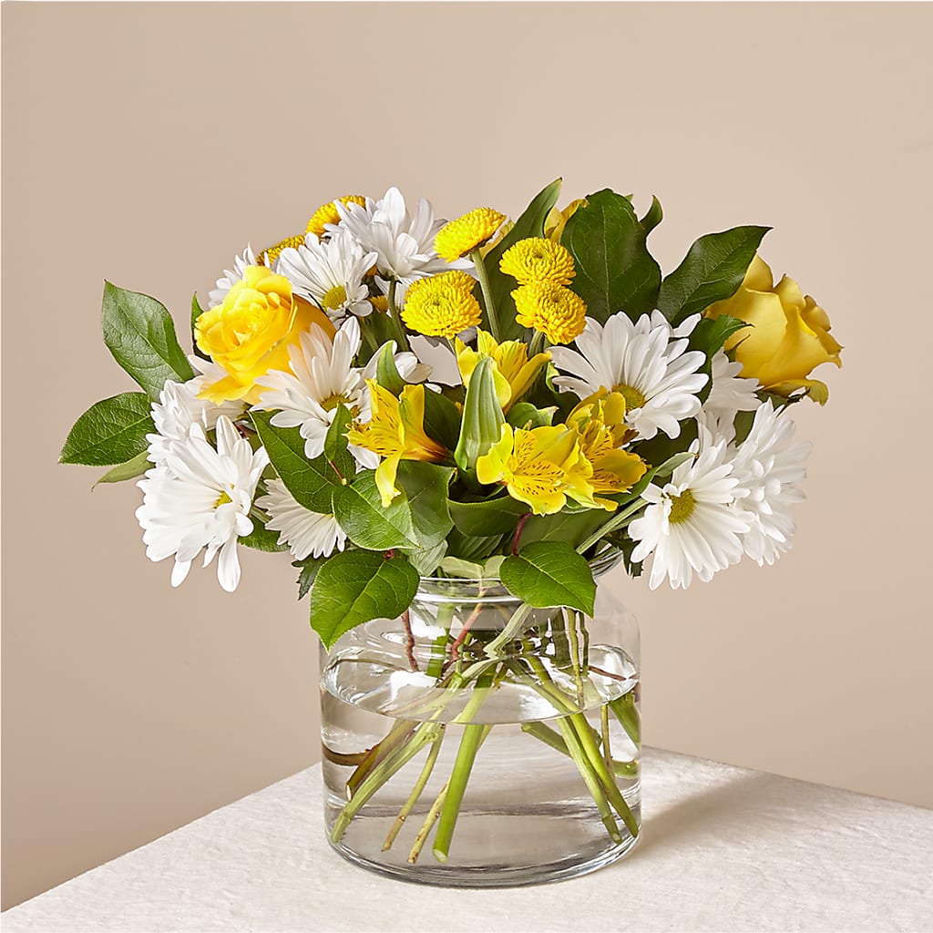 Sunny Sentiments Bouquet – Blossom Shop, Traverse City MI