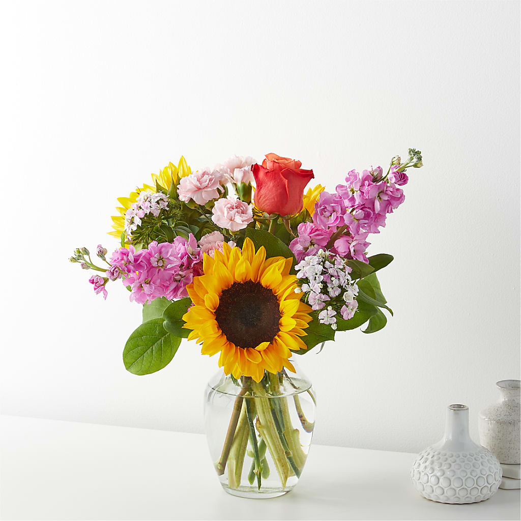 Yellow Brick Road Bouquet – Blossom Shop, Traverse City MI