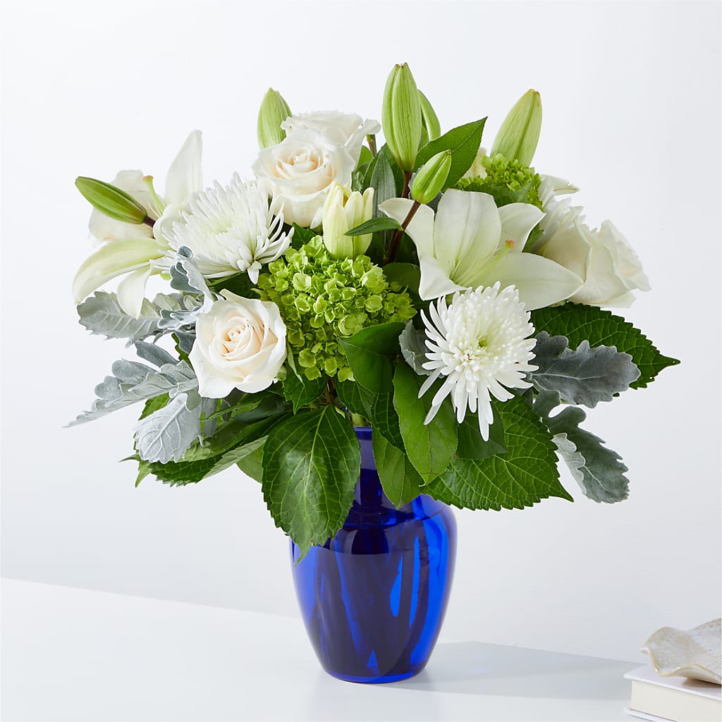 Snowy Dreams Bouquet – Blossom Shop, Traverse City MI