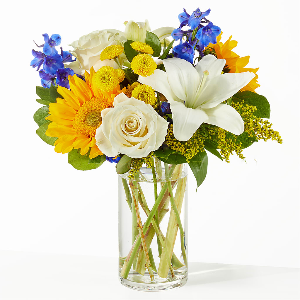 Stargazing Bouquet – Blossom Shop, Traverse City MI