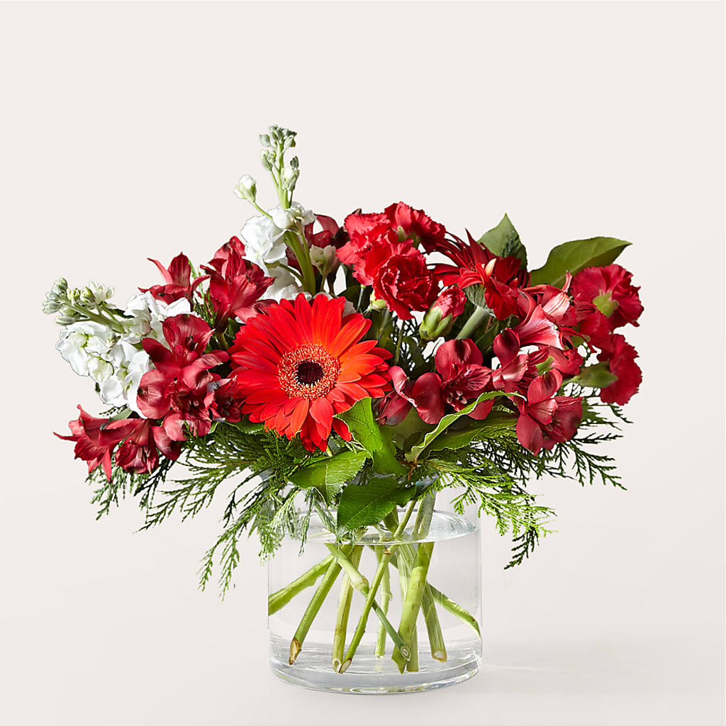 Holidaisy Bouquet – Blossom Shop, Traverse City MI