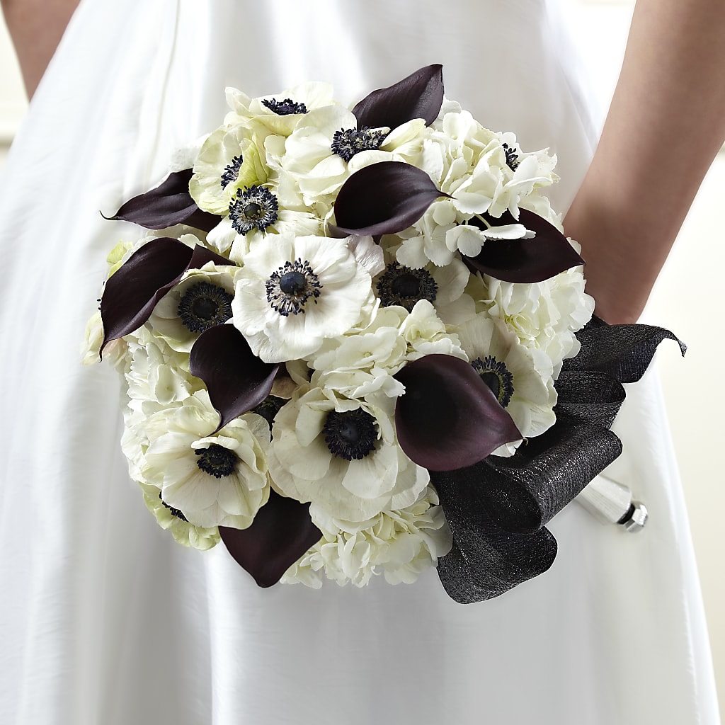 To Have and To Hold Bouquet – Blossom Shop, Traverse City MI