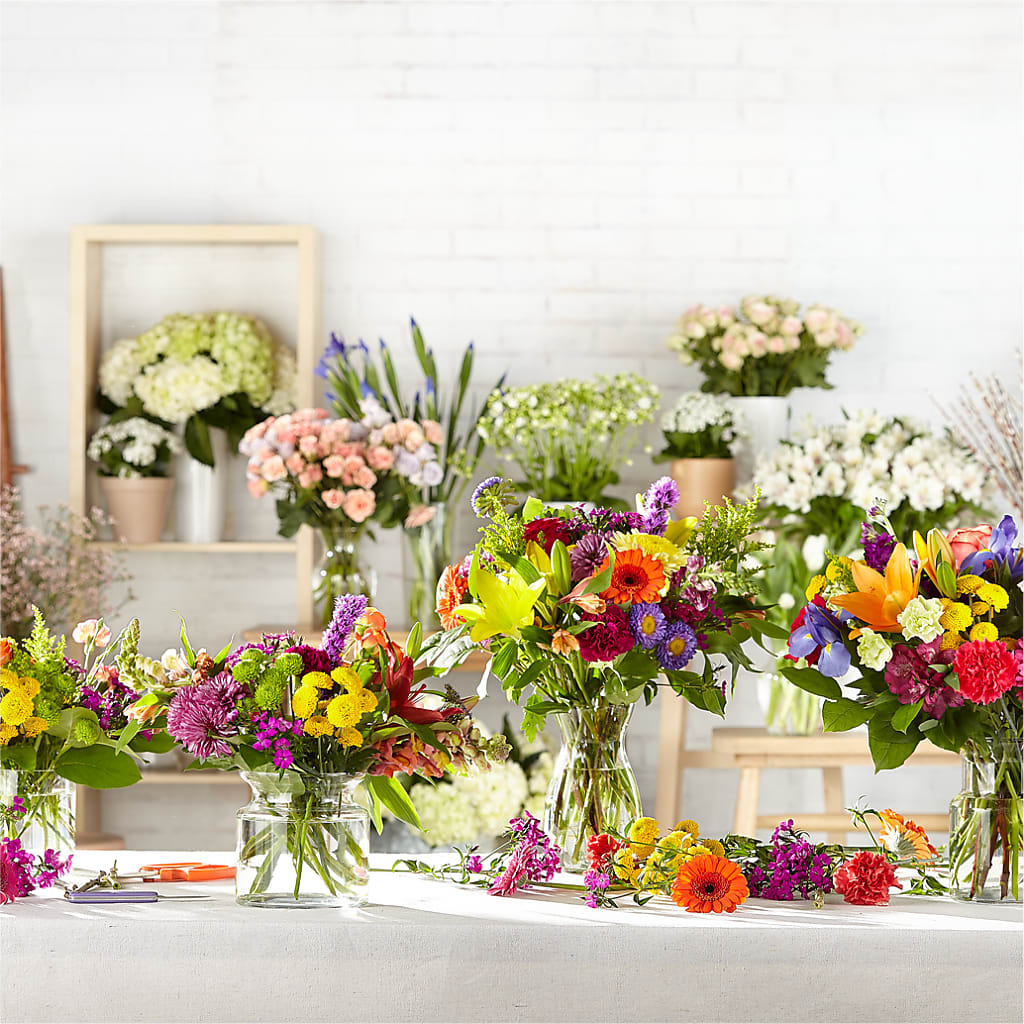 Bold & Bright – A Florist Original –  Blossom Shop, Traverse City MI