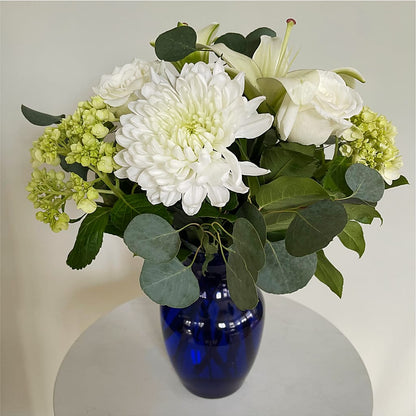 Snowy Dreams Bouquet –  Blossom Shop, Traverse City MI