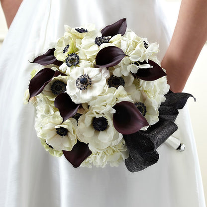 To Have and To Hold Bouquet –  Blossom Shop, Traverse City MI